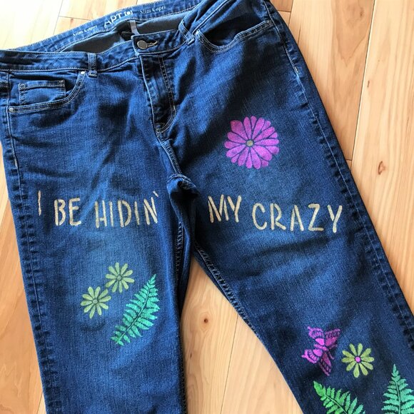Upcycled Apt. 9 Painted Capris, Cropped Jeans, I Be Hidin’ My Crazy, Size 14 - Picture 4 of 14